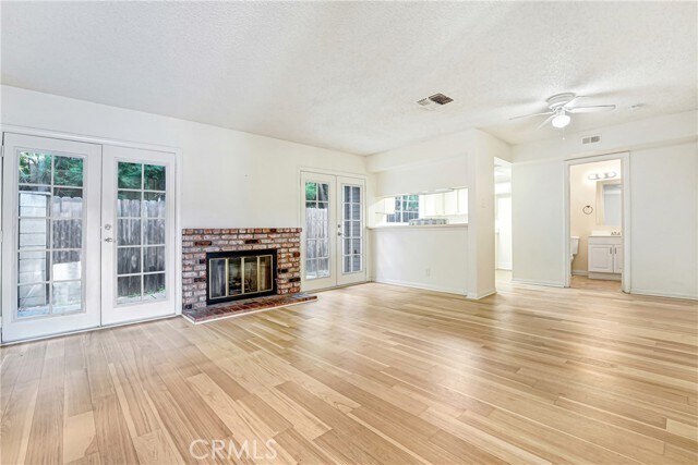 Building Photo - 1835 S Alta Vista Ave