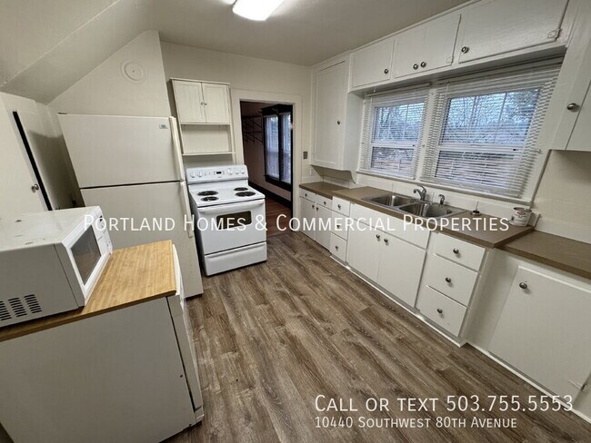 Foto del edificio - 10440 SW 80th Ave