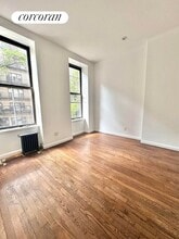 Building Photo - 509 E 81st St