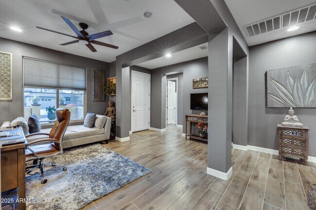 Building Photo - 25969 N 106th Dr