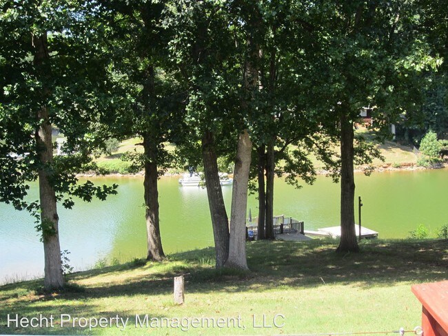 Building Photo - 3 br, 2 bath House - 6958 Shade Tree Ln