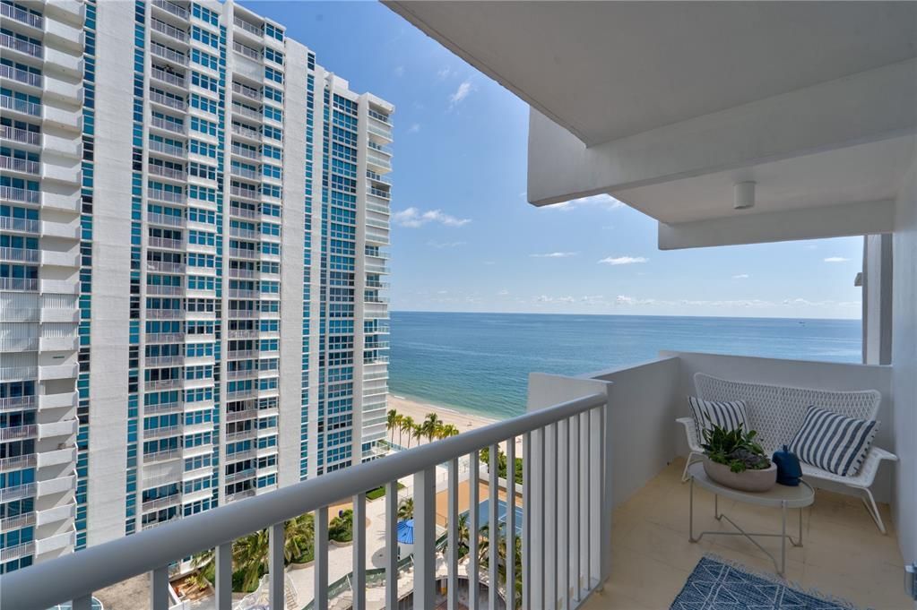 Primary Photo - 1370 S Ocean Blvd