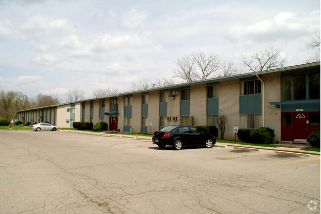 Building Photo - Woodcreek Apartments