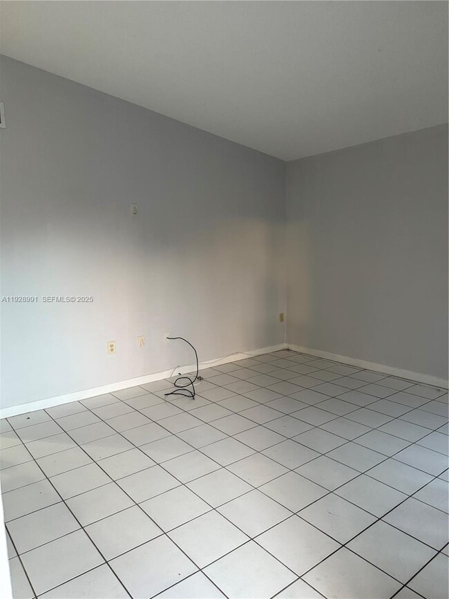 Building Photo - 15355 SW 76th Terrace