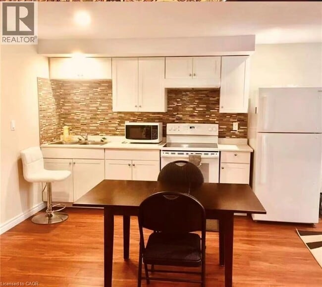 Building Photo - 771 Snowberry Ct
