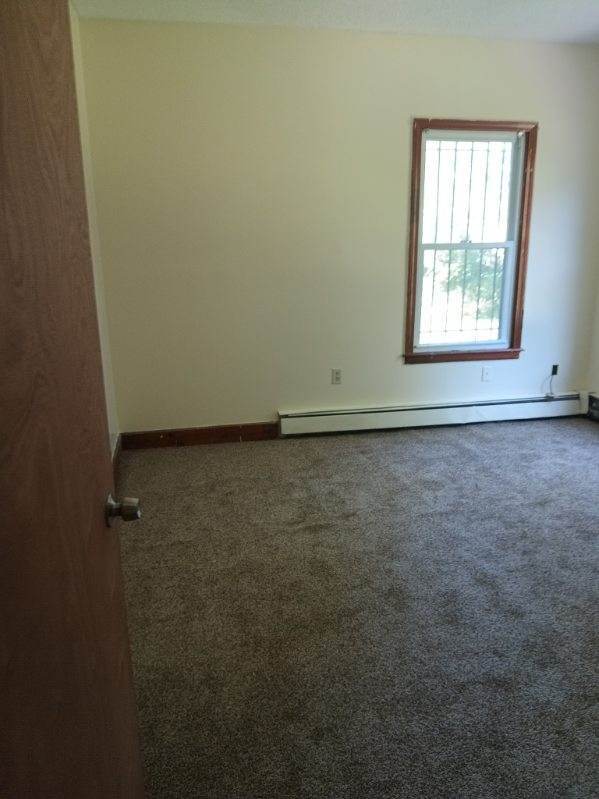 Building Photo - 40 Vineland Ter
