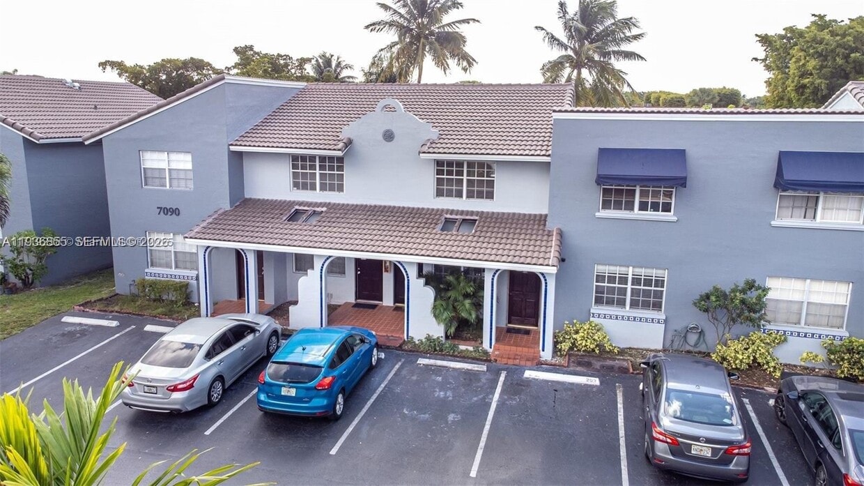 Foto del edificio - 6960 NW 173rd Dr