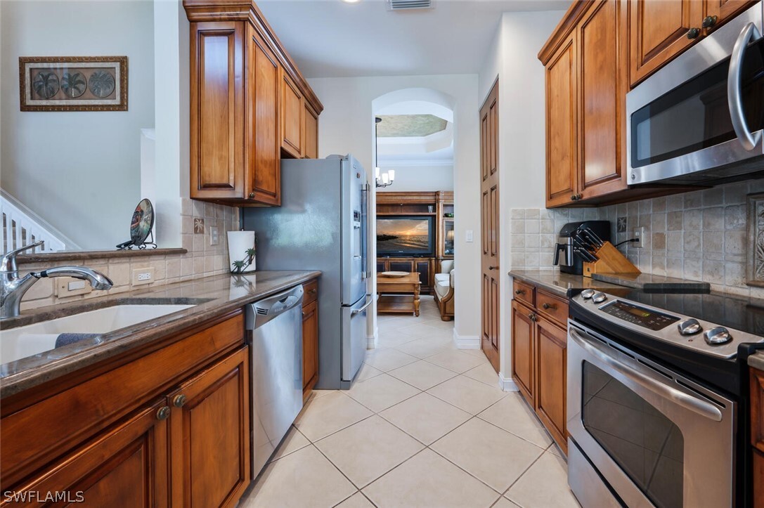 Foto del edificio - 1696 Sanctuary Pointe Ct
