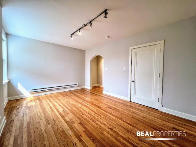 Foto del edificio - 0 bedroom in CHICAGO IL 60647