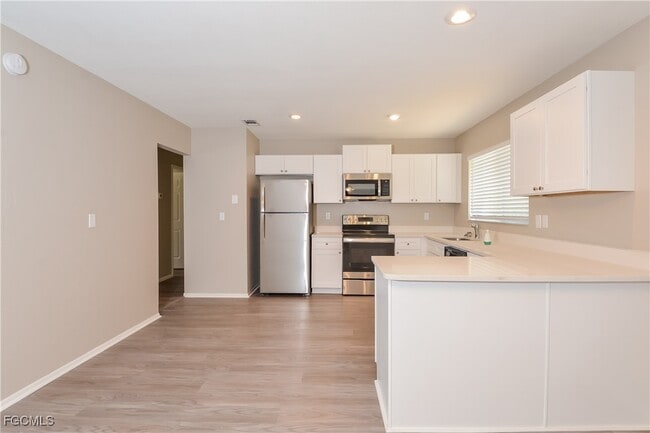 Building Photo - 5222 Cambay St