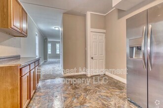 Building Photo - 1421 W Ostend St