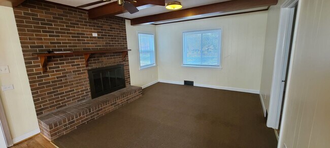 Foto del edificio - Lewisville Gem!