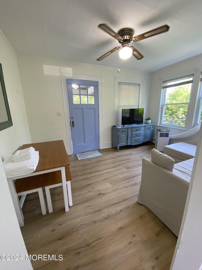 Building Photo - 1002 A St