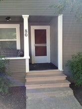 Building Photo - 80 Cherry St