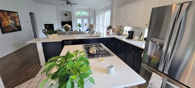 Foto del edificio - 3402 Plymouth Pointe Ln