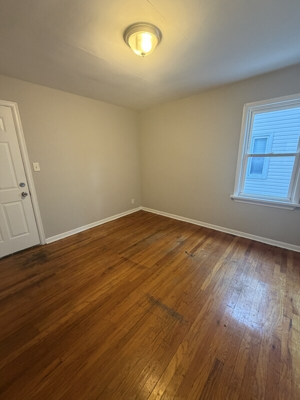 Foto del edificio - 18424 Maple Heights Blvd