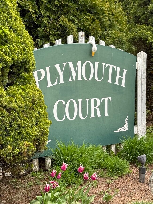 Foto del edificio - 14 Plymouth Ct