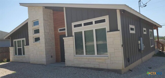 Foto del edificio - 1122 Diamondhead Dr