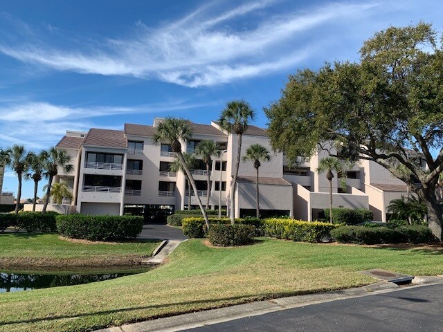 Building Photo - 6240 Kipps Colony Ct S