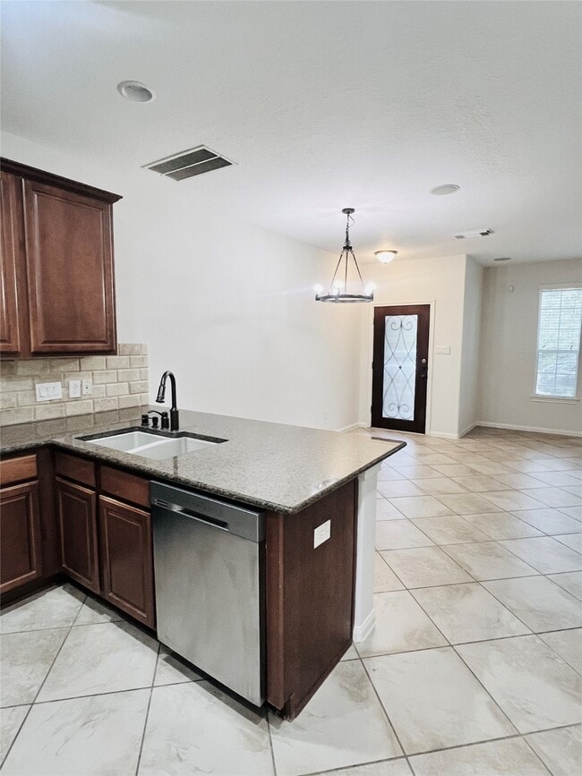 Foto del edificio - 133 E Montfair Blvd