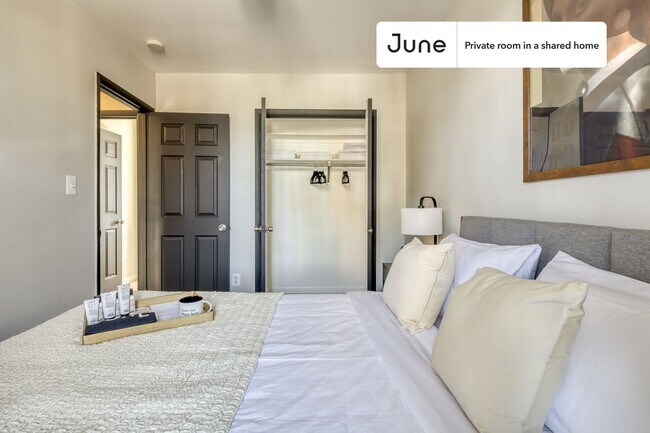 Foto del edificio - Room in Shared 5 bed/2.5 bath home in H Street