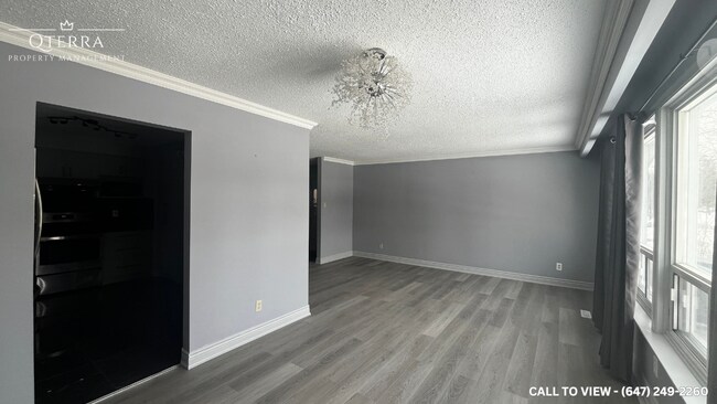 Building Photo - 76 Ambleside Dr