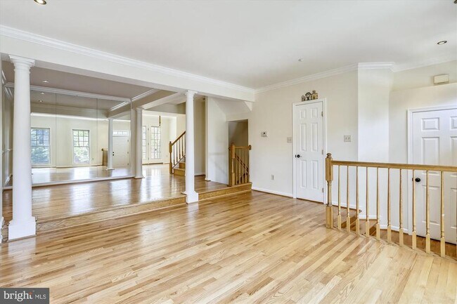 Building Photo - 10127 Treble Ct