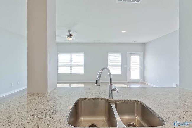 Building Photo - 6401 Upchurch Dr