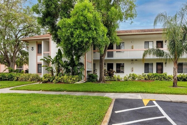 Foto del edificio - 129 Lakeview Way