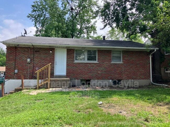 Building Photo - 5621 Albia Terrace