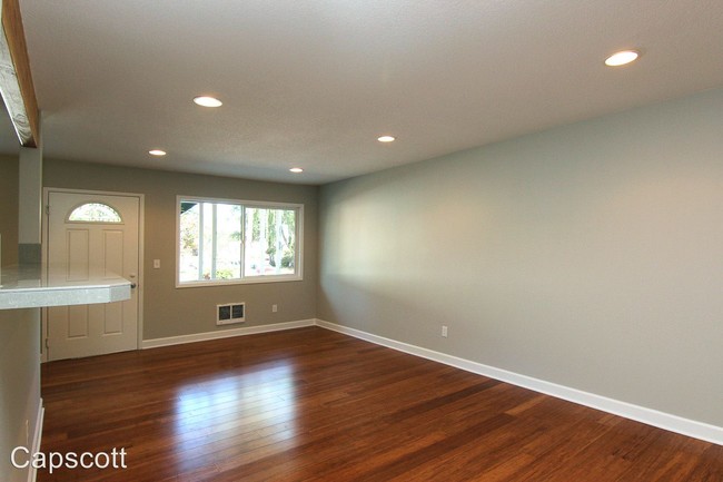 Foto del edificio - 1530 SE Reedway St