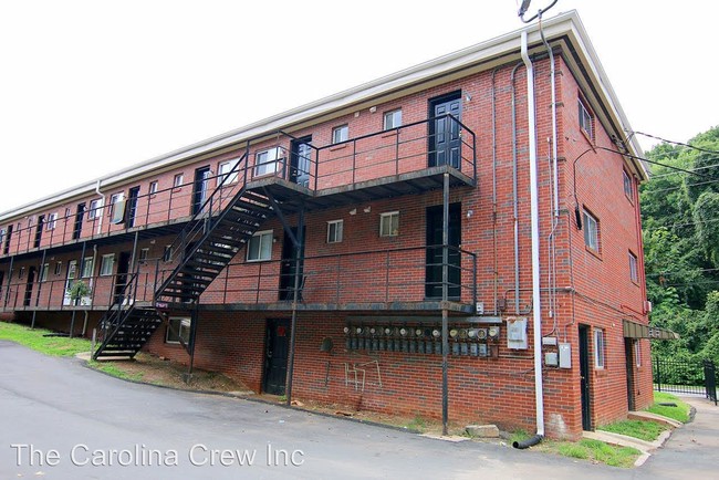 Building Photo - 1631 W Northwest Blvd