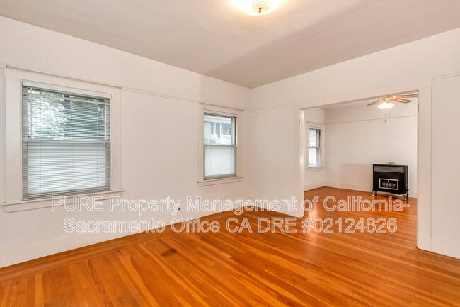 Building Photo - 816 22nd St