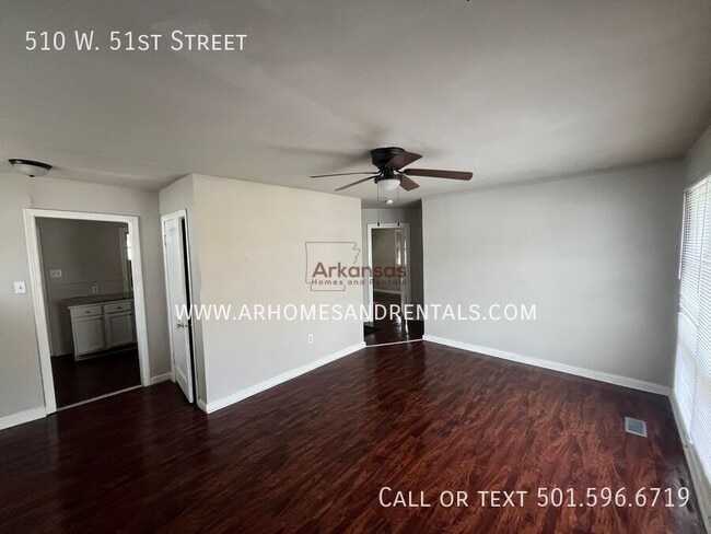 Building Photo - 510 W 51st St