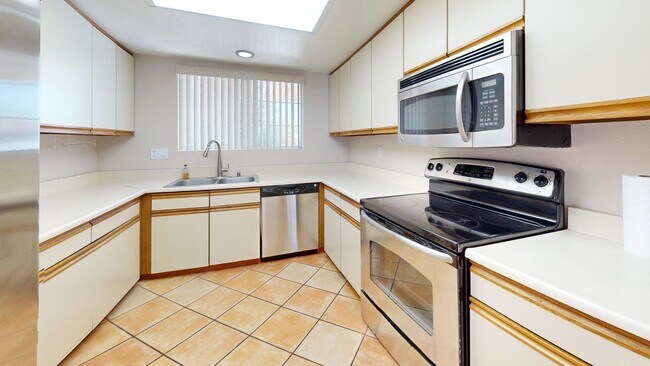 Foto del edificio - 505 S Farrell Dr