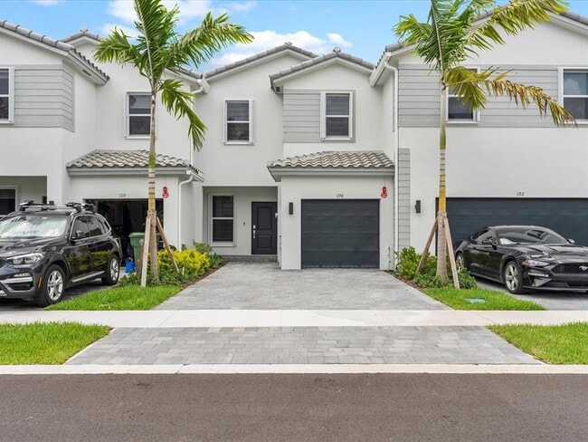 Building Photo - 106 SW 184th Pl
