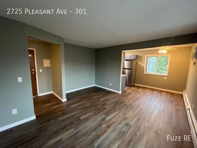 Foto del edificio - 2725 Pleasant Ave