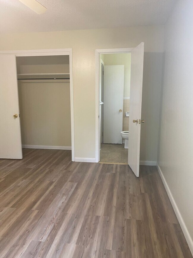 Foto del edificio - 3 Bedroom 1 1/2 Bath