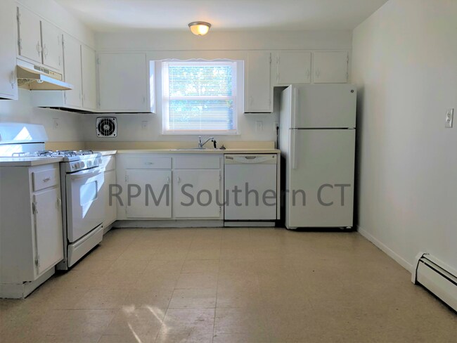 Foto del edificio - 75 Hillside Ave