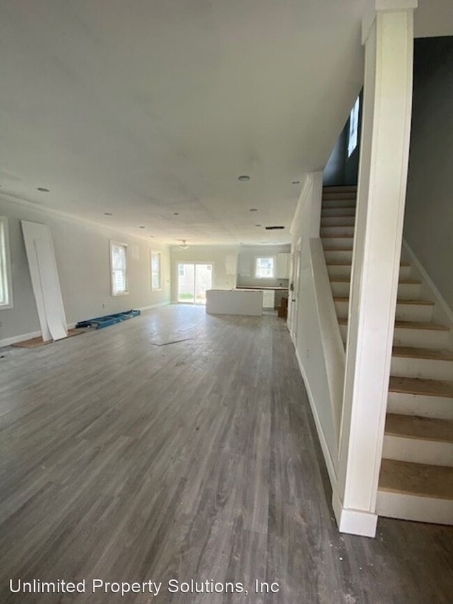 Building Photo - 3 br, 2 bath House - 1318 Orange Street