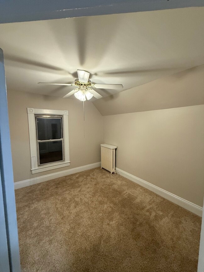 Building Photo - 246 Taylor St