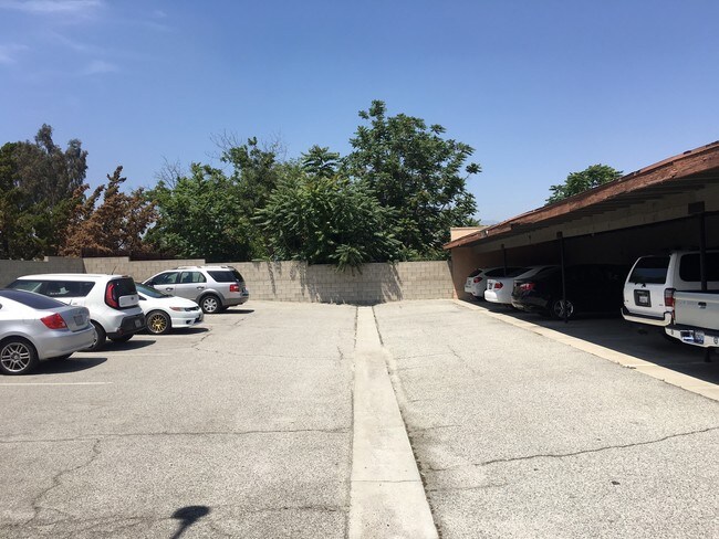 Building Photo - 9215 Glendon Way