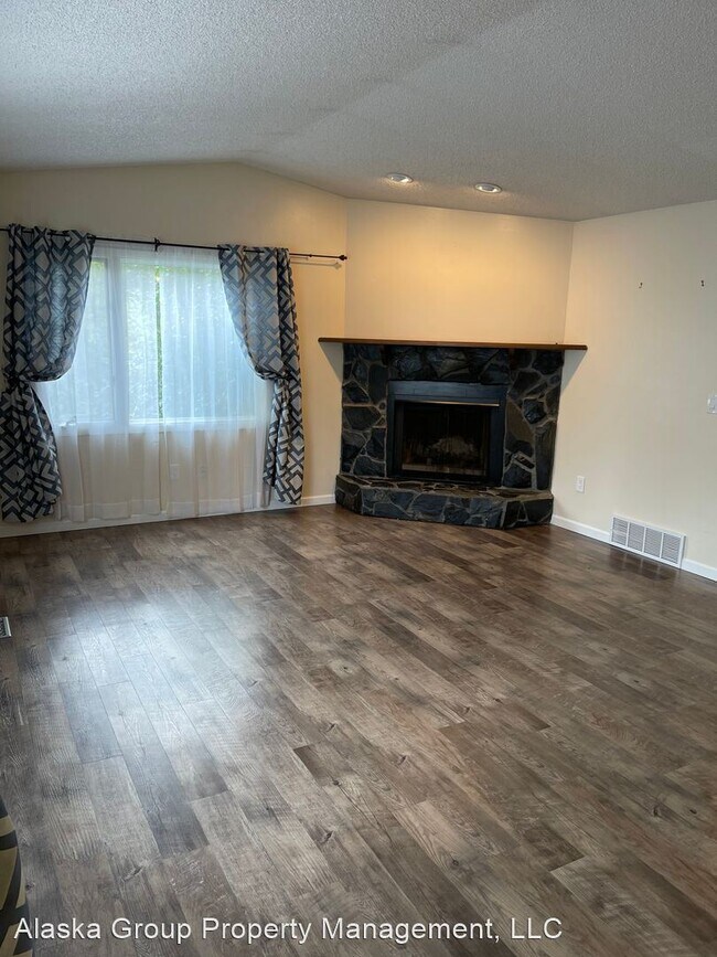 Foto del edificio - 4 br, 2 bath House - 9532 Quail Cir