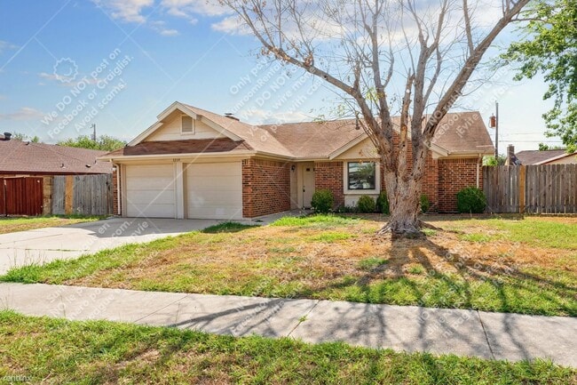 Building Photo - 3 br, 2 bath House - 3204 Edgewood Dr
