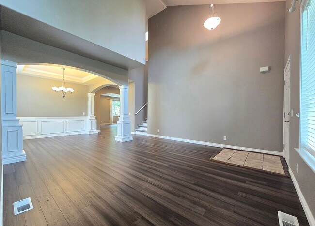 Foto del edificio - 4 Bedroom Home in Everett Available Now!