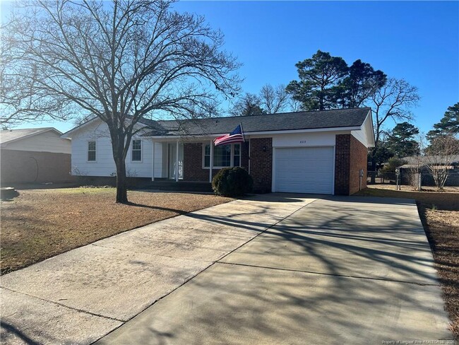 Foto del edificio - 805 Appalachin Dr