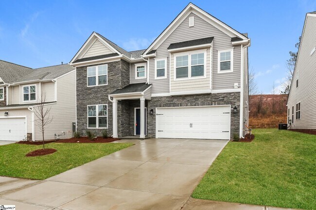 Foto del edificio - 574 Hillpark Ln