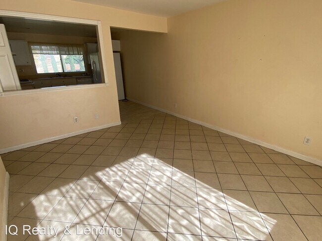 Building Photo - 2 br, 2 bath House - 469 E Bradley Ave Uni...