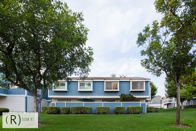 Building Photo - 24131 High Knob Rd