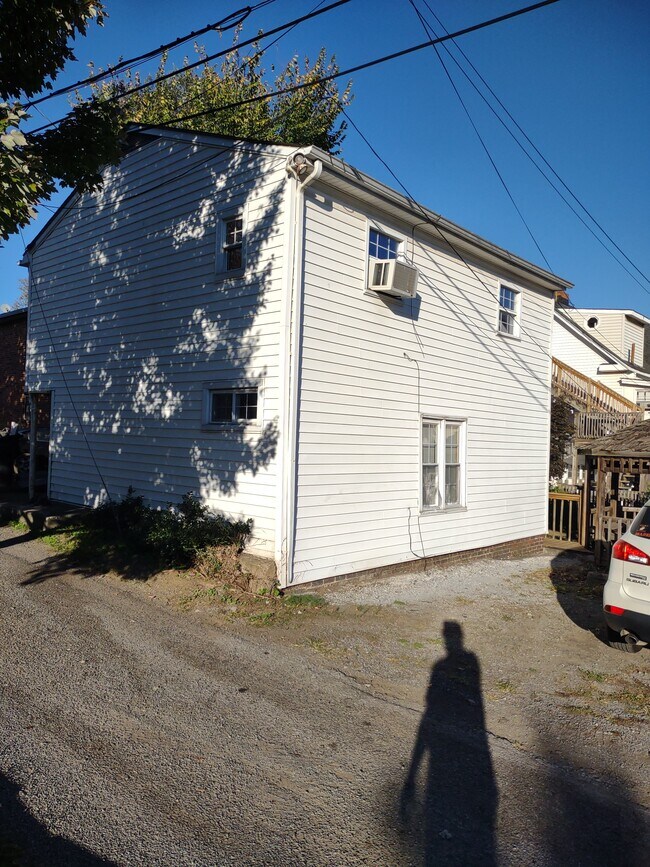 Foto del edificio - 1409 3rd St SW